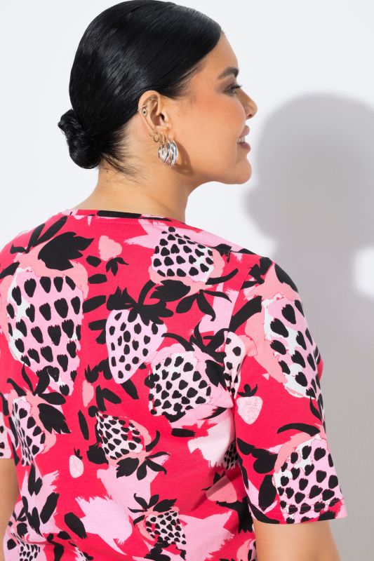 Тениска с принт на ягоди