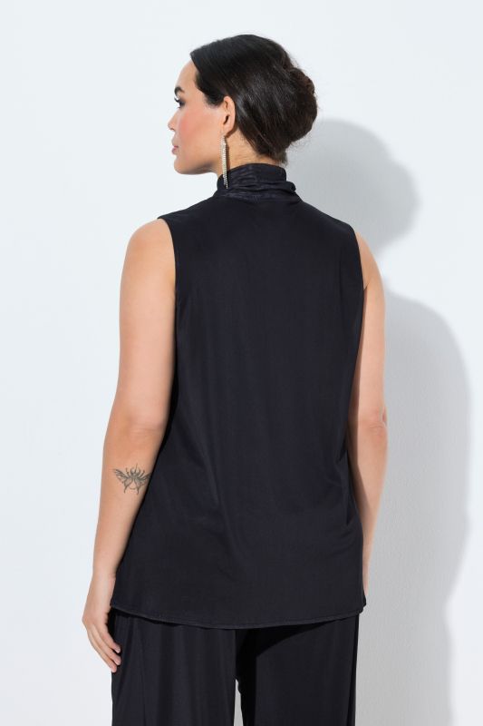 Потник с цвете