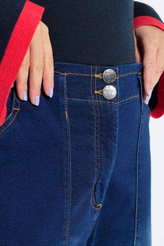 Wide Leg Stretch Fit Jeans