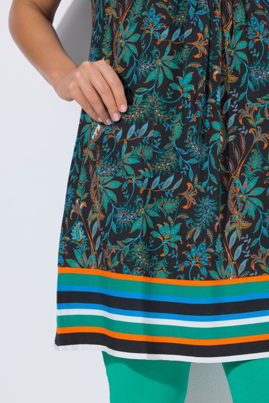 Рокля без ръкави с принт на подгъва