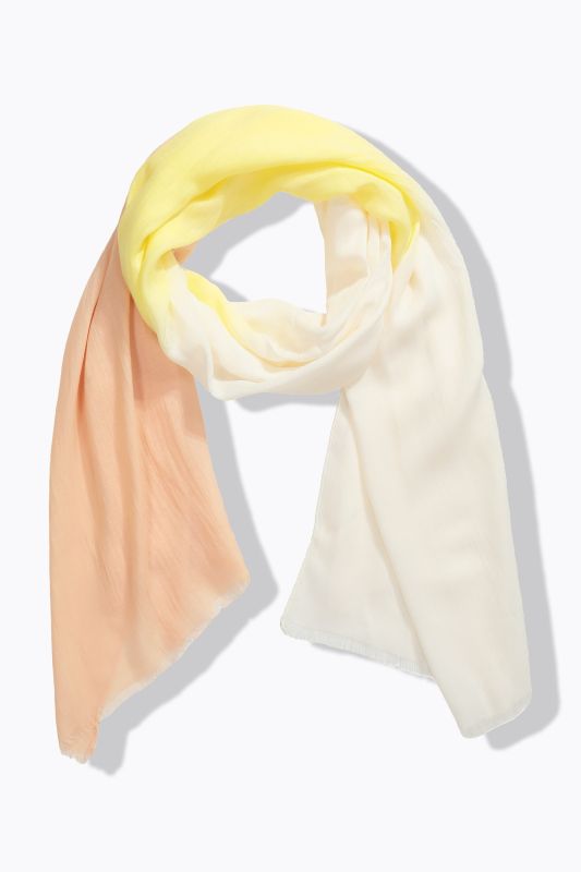 Шал в пролетни цветове