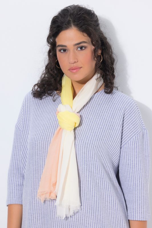 Шал в пролетни цветове