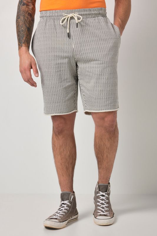 Бермуди с райета и джобове