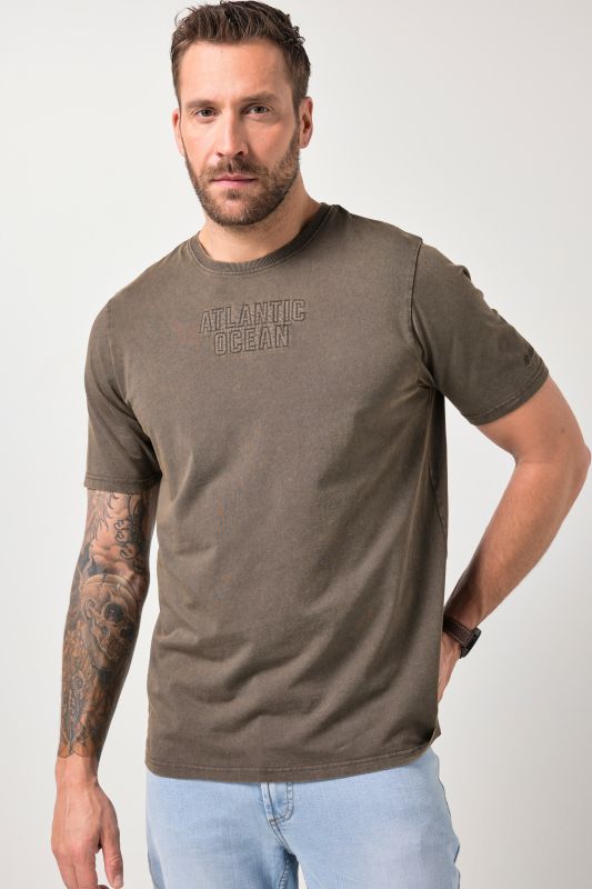 Тениска с винтидж визия