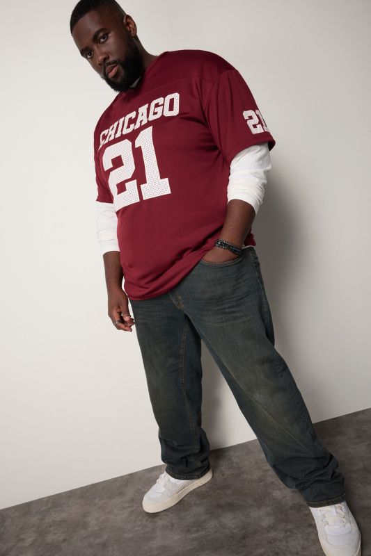 Тениска с надпис STHUGE