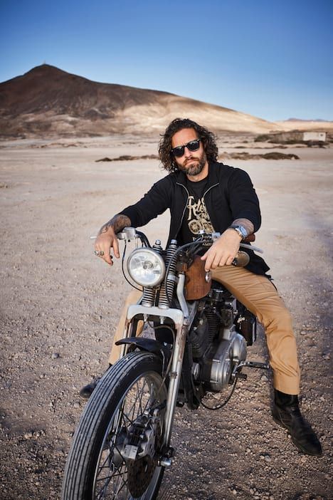 Тениска с принт и надпис