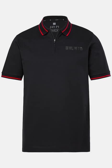 Блуза с яка и контрастни акценти