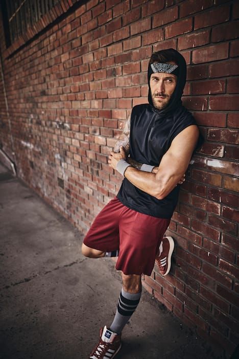 Суитчър за фитнес без ръкави