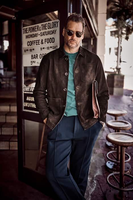 Блуза с голям надпис на гърдите