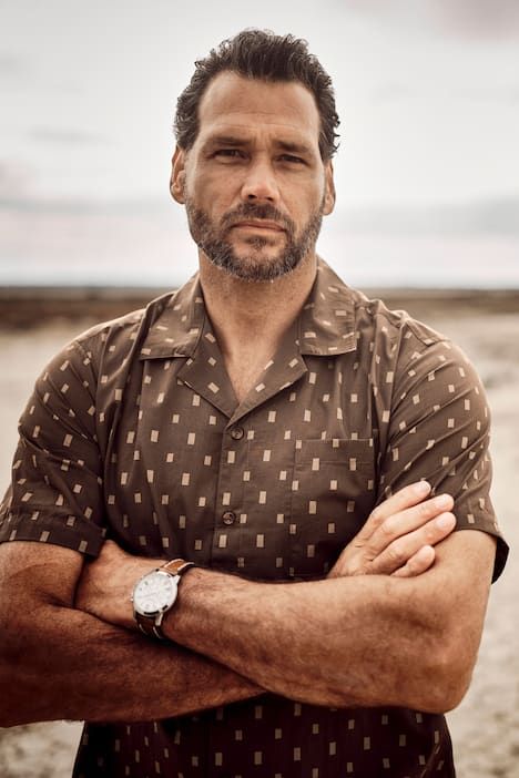 Риза със ситен принт