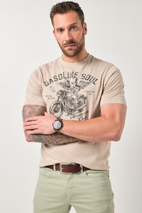 Тениска с принт и винтидж визия