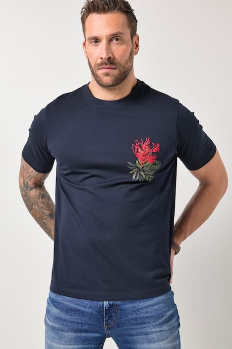 Тениска с принт на гърдите