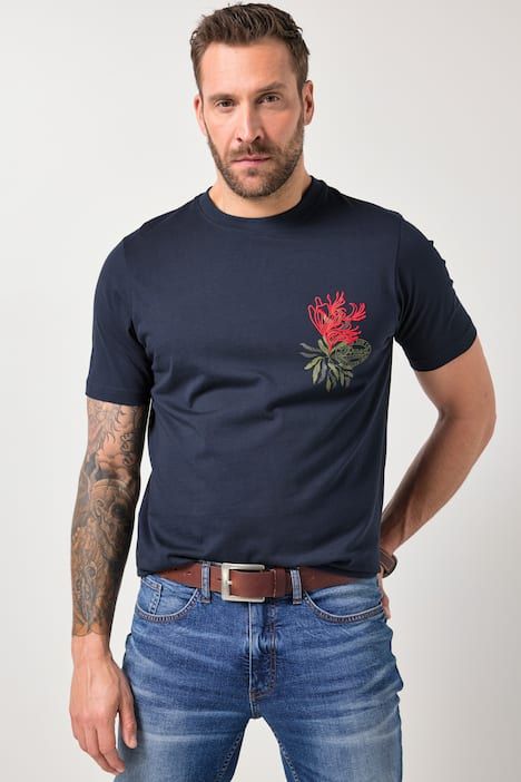 Тениска с принт на гърдите