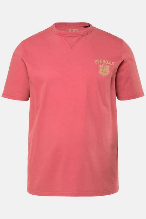 Тениска с винтидж визия и къси ръкави