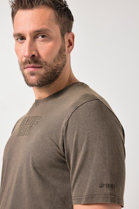 Тениска с винтидж визия