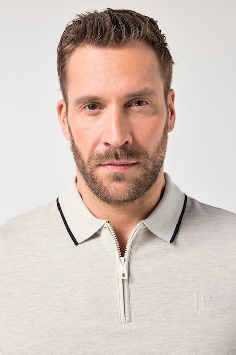 Блуза с яка и контрастни детайли