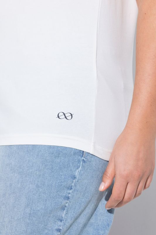 Тениска с V - образно деколте