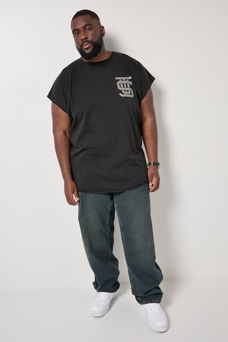 Потник с принт на гърба