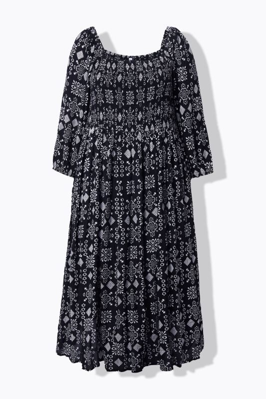 Midi A-line dress with square neckline and 3/4 sleeves