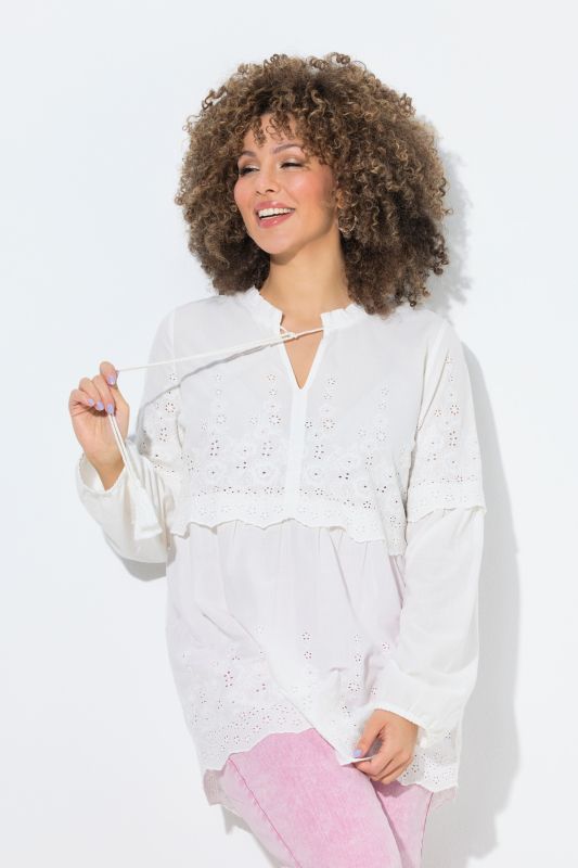 Off-White Eyelet Embroidered Flounce Blouse