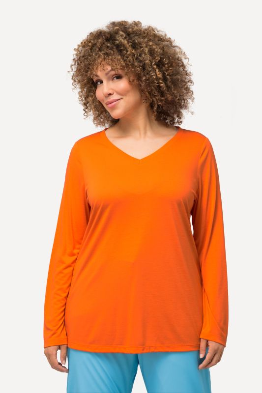 Antibacterial Long Sleeve V-Neck Jersey Tee