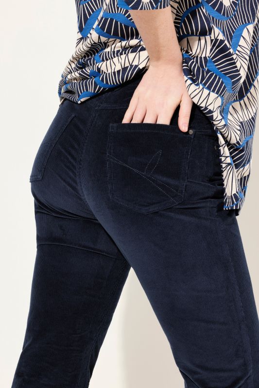 Панталон кадифен тип Bootcut