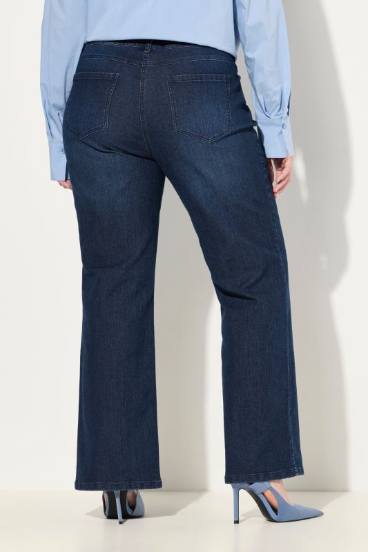 Bootcut Jeans