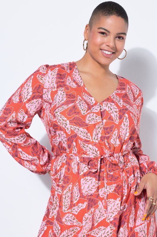 Рокля с листов принт