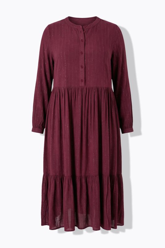 Рокля с бляскави райета и шифон