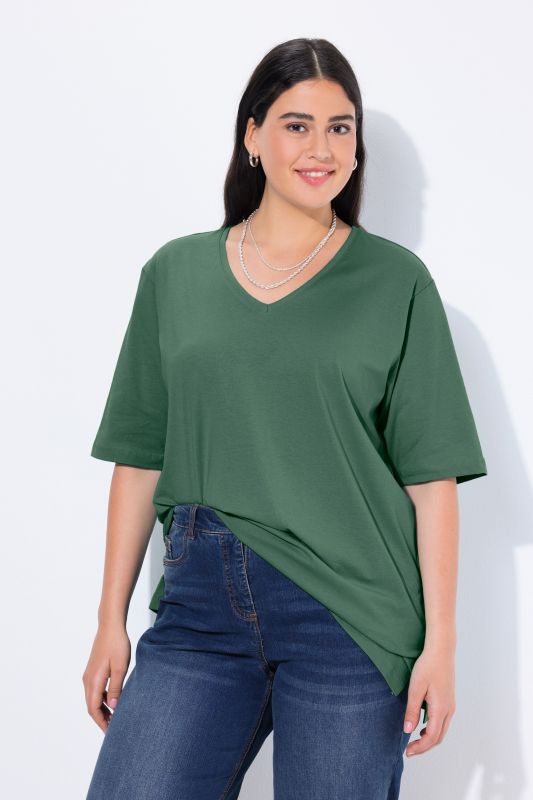 Basic V-Neck Relaxed Fit Short Sleeve Tee