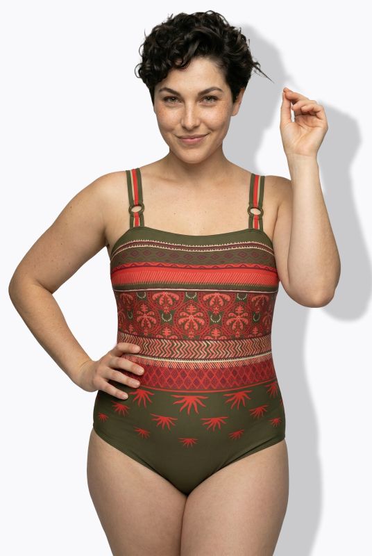 Бански с бохо райета