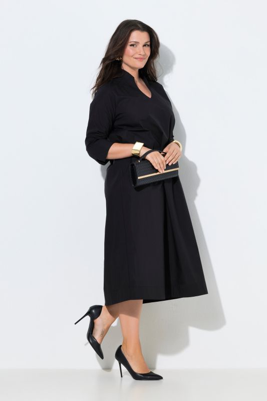 Рокля от памучна материя с яка