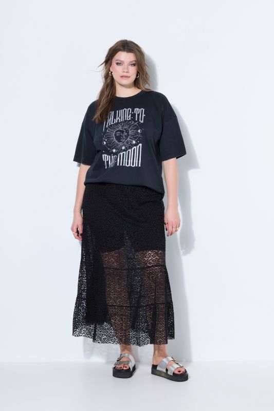 Пола с прозрачна дантела