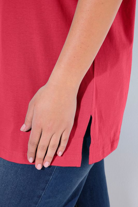 Basic V-Neck Relaxed Fit Short Sleeve Tee