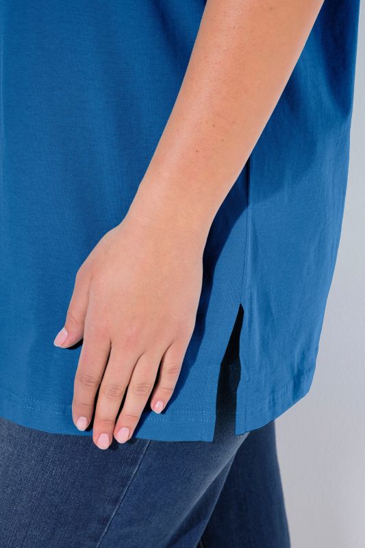 Basic V-Neck Relaxed Fit Short Sleeve Tee