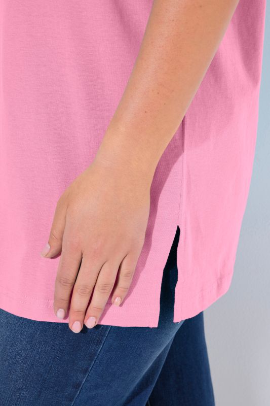 Basic V-Neck Relaxed Fit Short Sleeve Tee