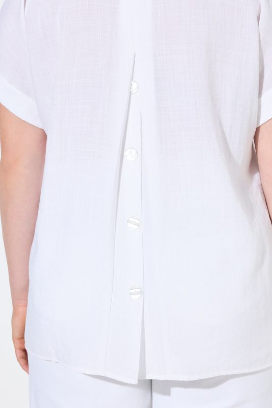 Блуза с копчета за акцент