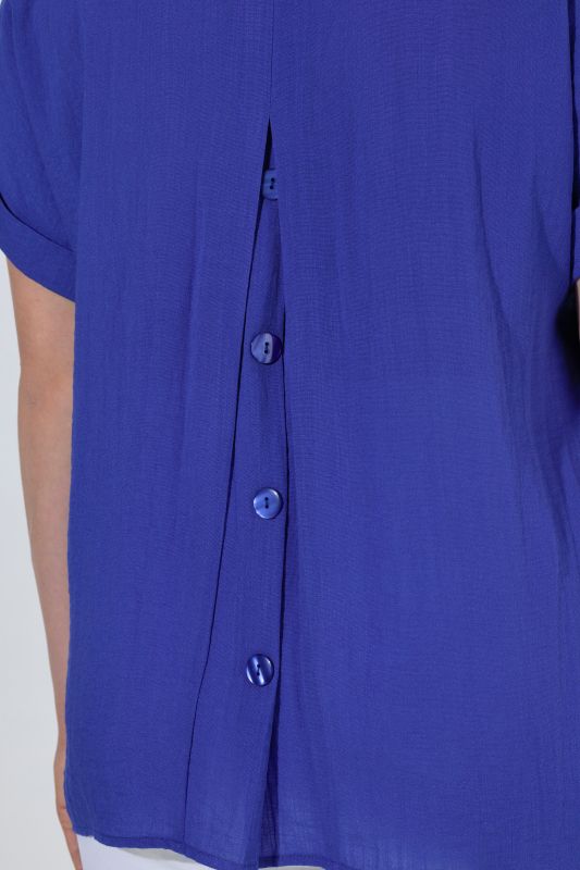 Блуза с копчета за акцент