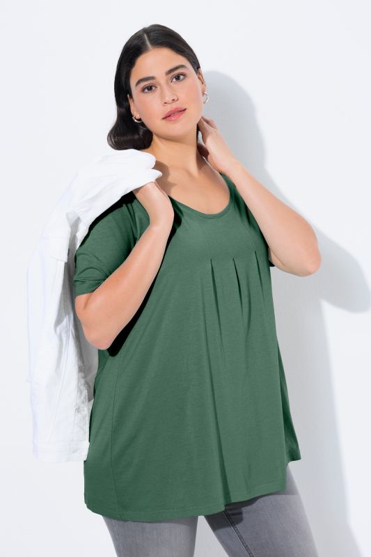 Essential Front Pleat Tee