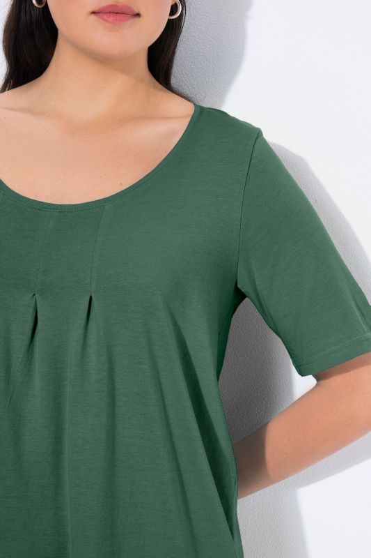 Essential Front Pleat Tee