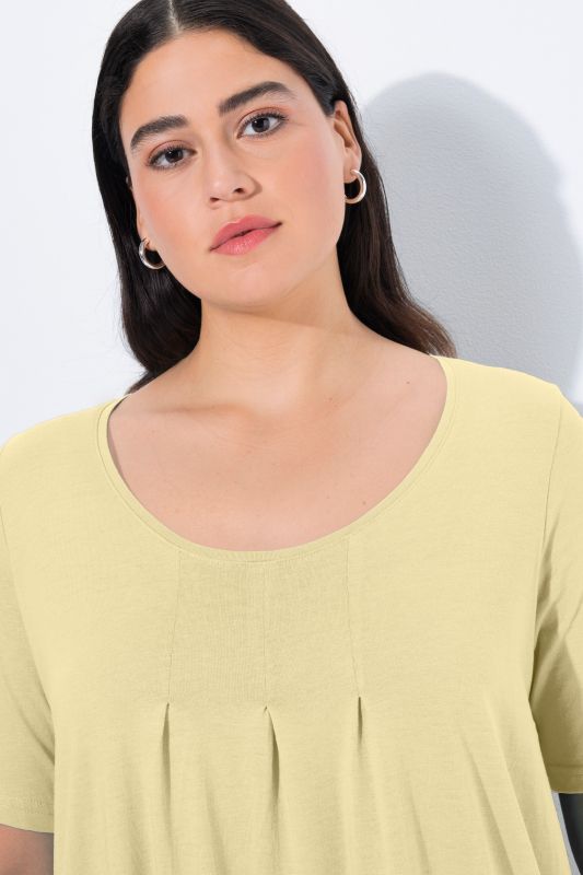 Essential Front Pleat Tee