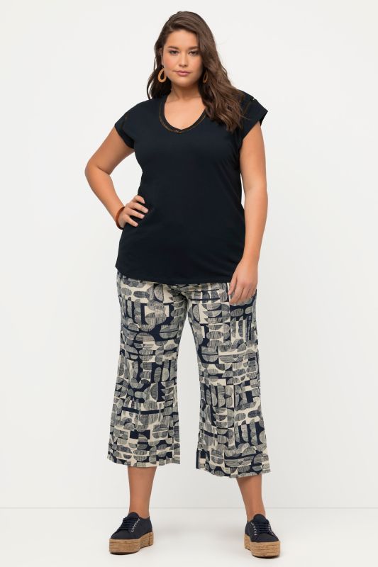 Тениска с V - образно деколте