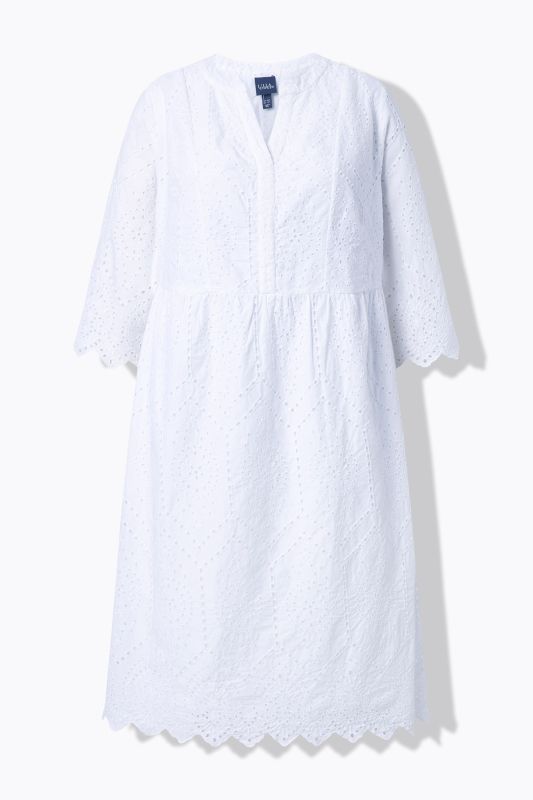 Рокля с 3/4 ръкави