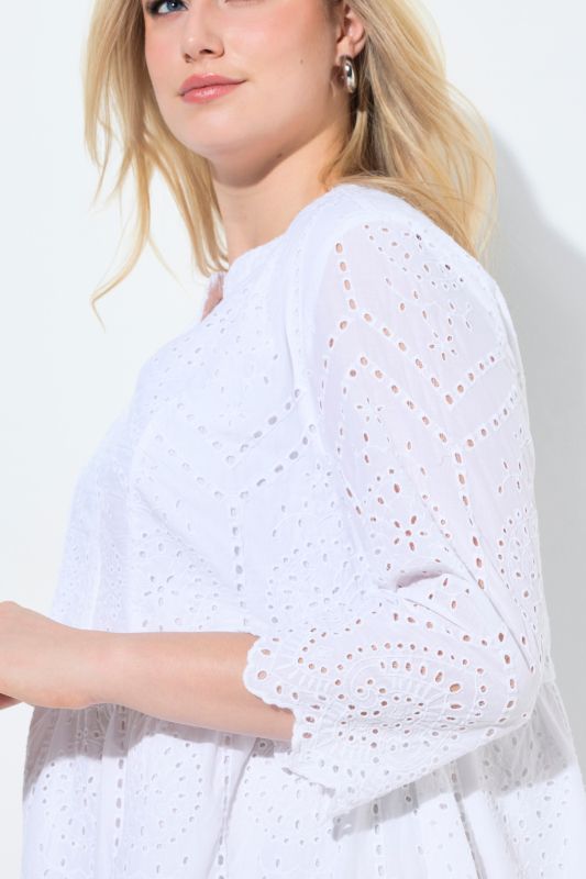 Рокля с 3/4 ръкави