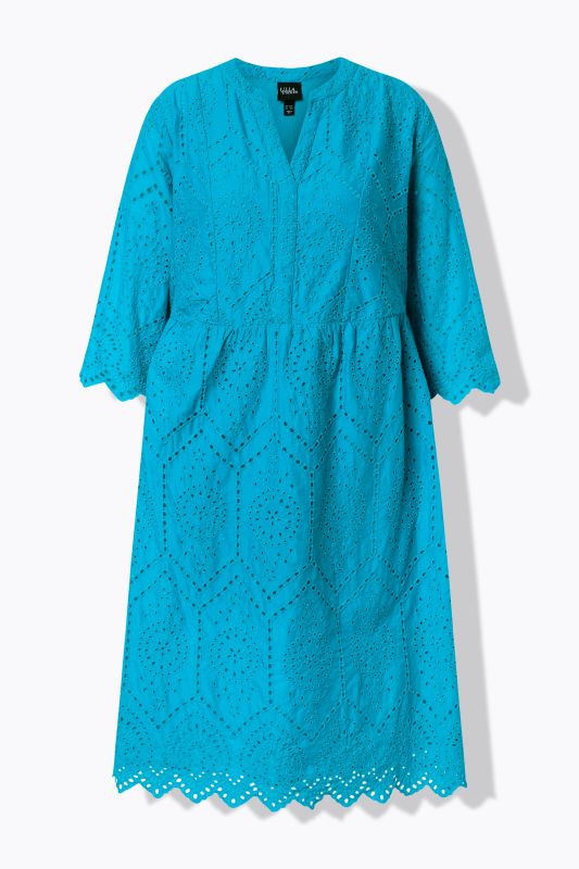 Рокля с 3/4 ръкави