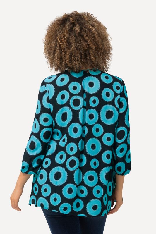 Блуза с набор и кръгове