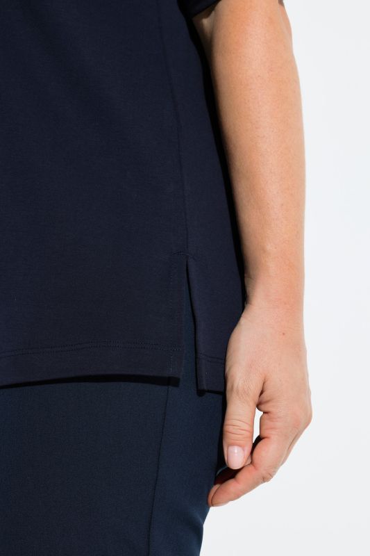 Блуза с яка и къси ръкави