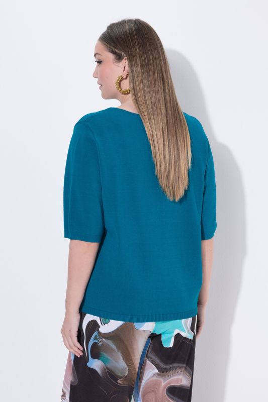 Short Sleeve V-Neck Sweater