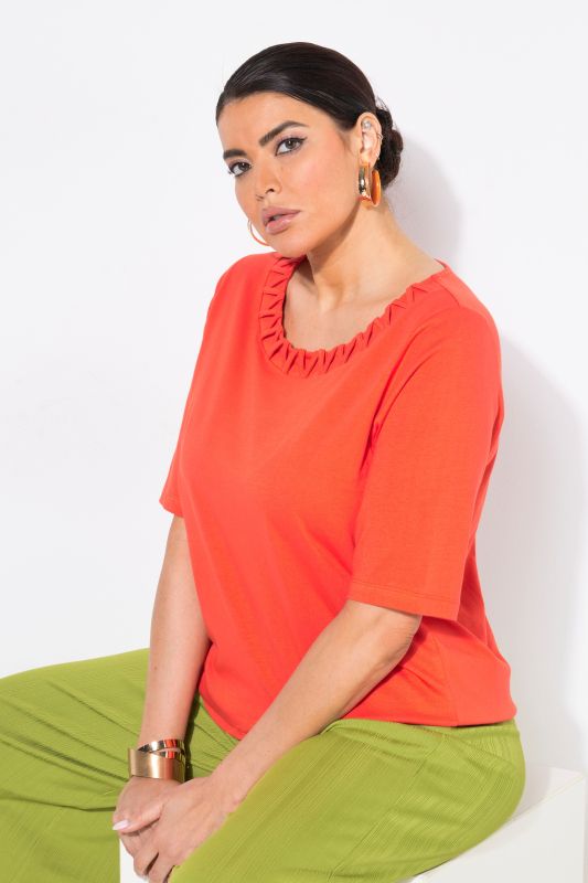 Braided Neck Short Sleeve Tee