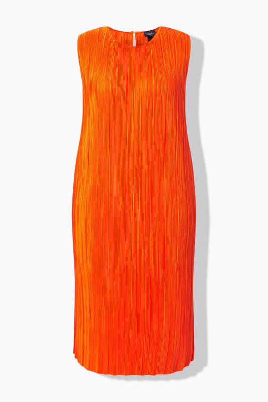 Pleated Sleeveless Shimmer Dress